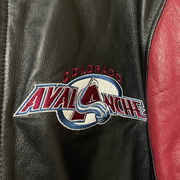 Colorado Avalanche Black and Red Leather Jacket - Picture 5 of 11